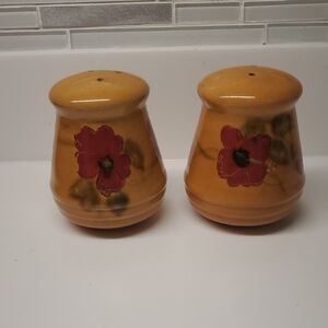 Charming Floral Ceramic Shakers